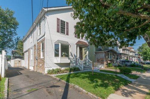112 Avon St, Roselle Park, NJ 07204-2303