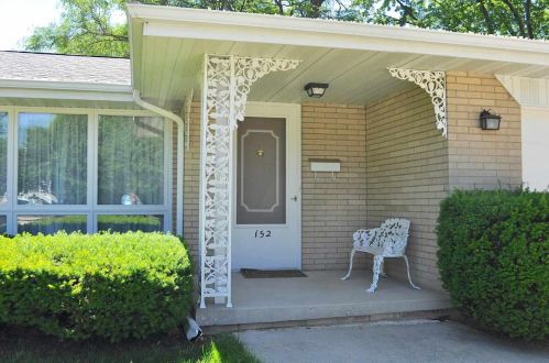 152 Helene Ct, Green Bay, WI 54301-1503