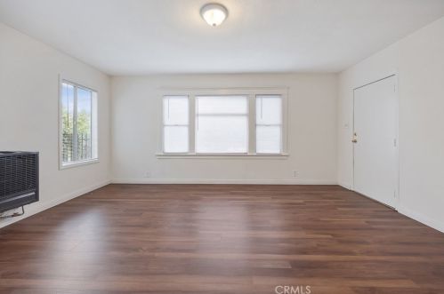 930 11th St, Long Beach CA  90813-3577 exterior