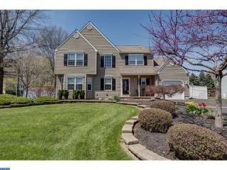 9 Joan Trl, Langhorne, PA 19047-2332