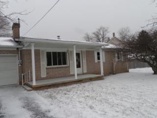 122 Wolf St, Bellevue, OH 44811-1344
