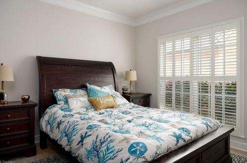 2 Bluff Ridge Ct, Greensboro NC  27455-2298 exterior