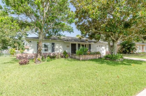 2207 Longbow Rd, Cocoa, FL 32926-4476