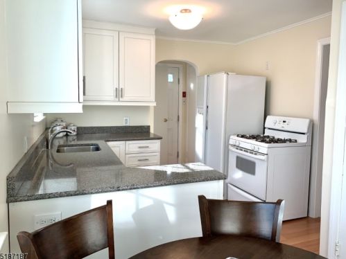 60 King St, Industrial Hillside NJ  07205-3023 exterior