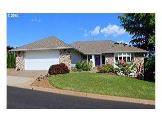 243 Laurel St, Dundee, OR 97115-9519