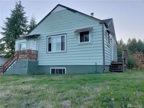 1311 Humphrey Ave, Bremerton, WA 98312-4345