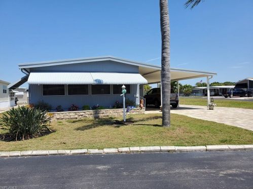 4680 Tahiti Dr, Bonita Springs, FL 34134-7158