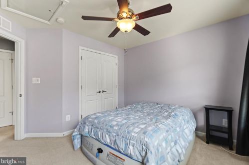 4770 Dane Ridge Cir, Woodbridge VA  22193-6519 exterior