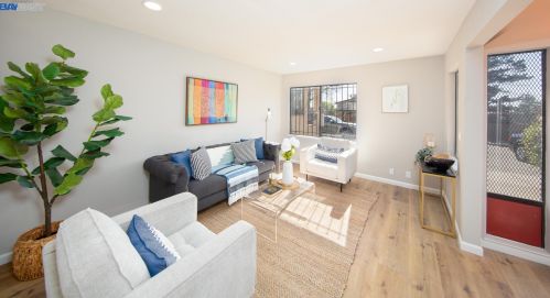 9615 Elmview Dr, Oakland, CA 94603-1957
