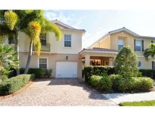 7564 Andora Dr, Sarasota, FL 34238-4749