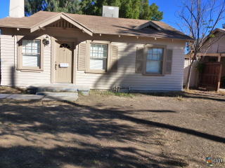 668 Imperial Ave, Brawley, CA 92227-1628