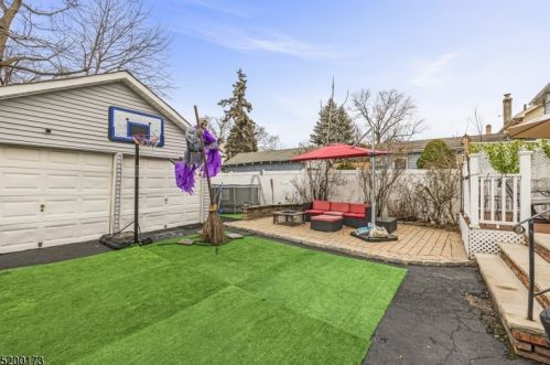 47 Looker St, Industrial Hillside NJ  07205-2818 exterior