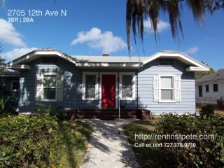 2705 12th St, Saint Petersburg FL  33704-2643 exterior