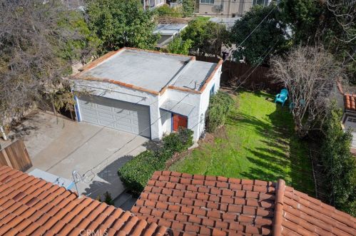 1252 Highland Ave, Glendale, CA 91202-2027