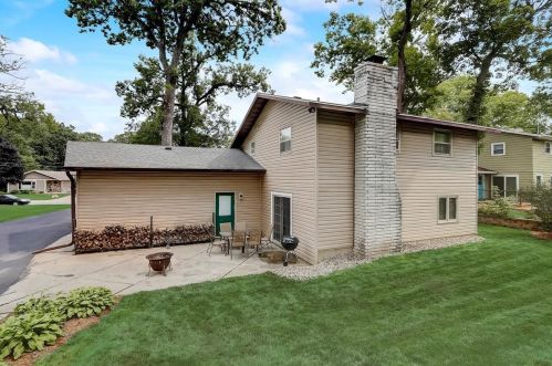144 Phillips Ln, Lake Mills WI  53551-1511 exterior