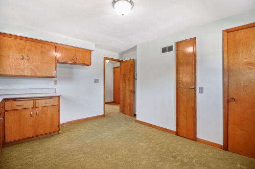 3603 87 St, Milwaukee WI 53224-5424 exterior