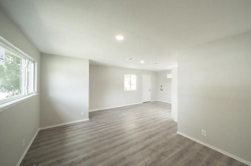 2341 Felder Ln, Fort Worth, TX 76112-8013