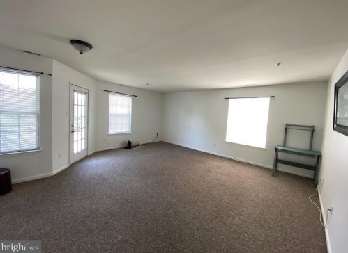 611 Willings Way, New Castle, DE 19720-3949