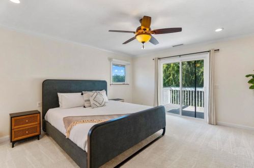 1322 Hamilton Ln, Escondido CA  92029-4316 exterior