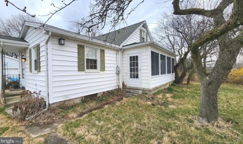 881 Beck Mill Rd, Hanover, PA 17331-7716