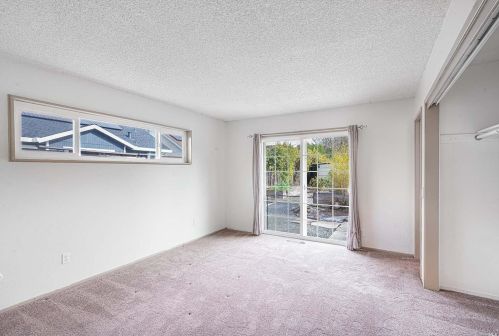 6530 Old Redwood Hwy, Santa Rosa CA  95403-1480 exterior