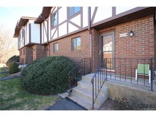 604 Cedar Hollow Dr, Rocky Hill CT  06067-2639 exterior