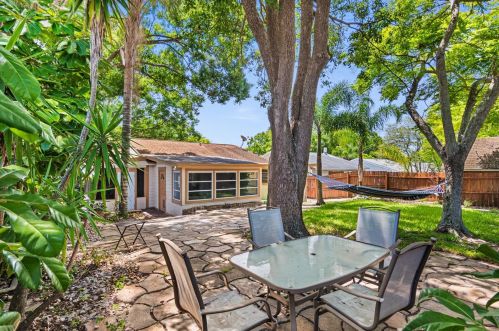 3884 Nighthawk Dr, Palm Harbor, FL 34684-4133