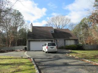 156 Gerard Rd, Yaphank, NY 11980-9772