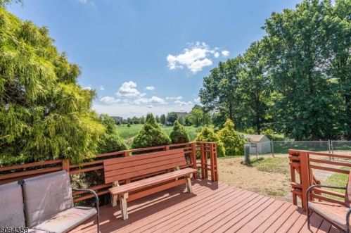 115 Johanna Farms Rd, East Amwell Township NJ  08551-2009 exterior