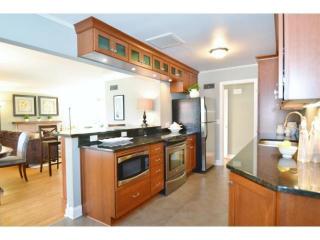 6420 Maloney Ave, Hopkins, MN 55343-8409