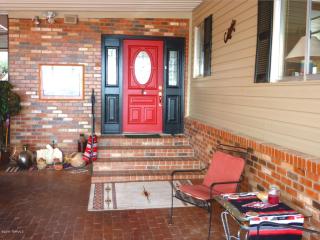 5398 Flying Circle St, Tucson, AZ 85713-4336