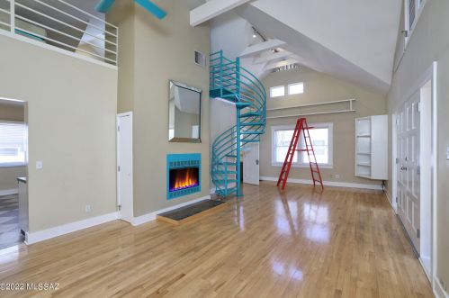 1042 3 Ave, Tucson AZ  85705-7472 exterior