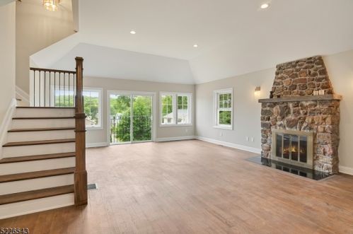 172 Franklin Rd, Parsippany NJ  07834-1537 exterior