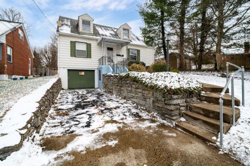 3742 Frondorf Ave, Cincinnati, OH 45211-4421