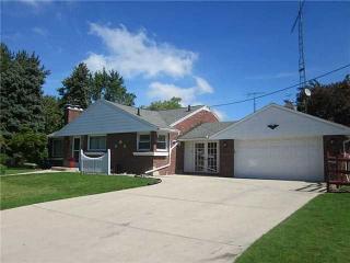 601 Lawnsdale Dr, Toledo, OH 43616-2830