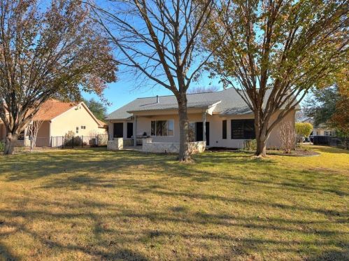 106 Scurry Pass, Georgetown TX 78633-4929 exterior