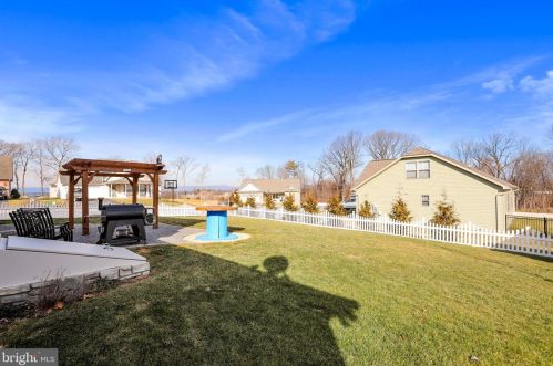 385 Bluebird Trl, Upton PA  17225-1704 exterior