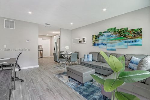 262 12th St, Delray Beach FL  33444-2916 exterior