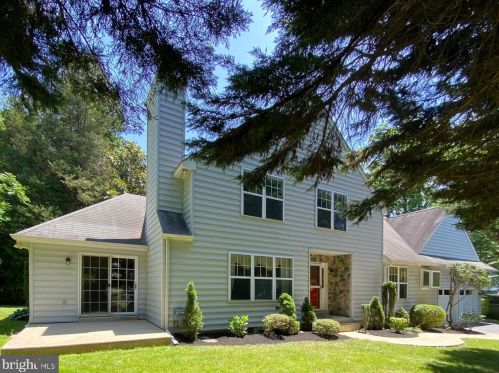 617 Grand Ave, Pittsburgh, PA 19083-3223