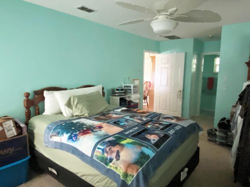 5704 Paleo Pines Cir, Fort Pierce FL  34951-2351 exterior