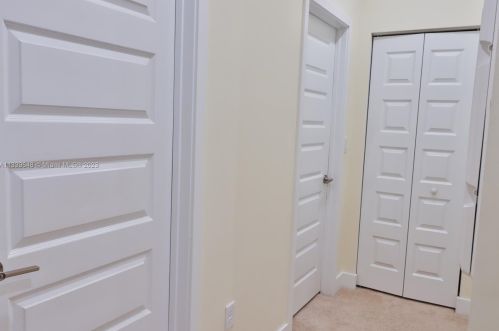 15832 91st Ct, Hialeah FL  33018-1951 exterior