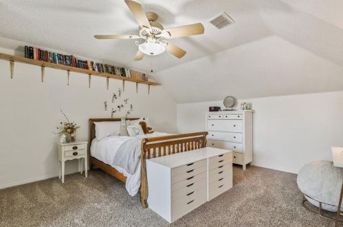 1424 Suzanne Dr, Allen TX  75002-5881 exterior