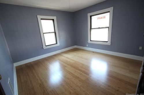 22 Columbia St, Ansonia CT  06401-2404 exterior