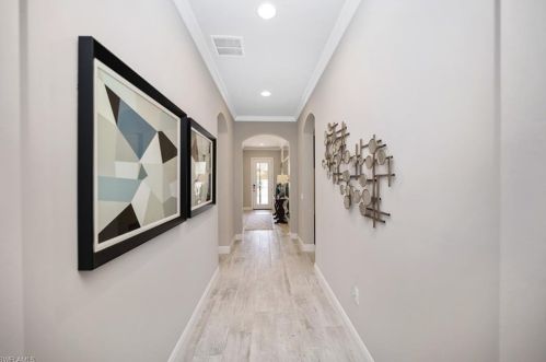 1225 Manado Dr, Naples, FL 34113-8471