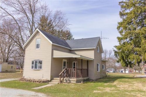 111 Delaware St, Shirley, IN 47384-9737
