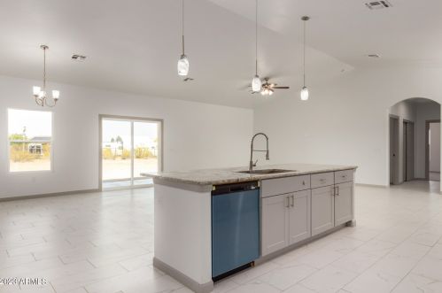 9897 Burris Rd, Casa Grande AZ  85193-8255 exterior