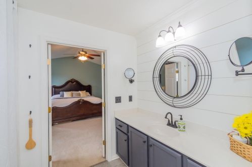 634 Ellen Dr, Cincinnati OH 45255-4917 exterior