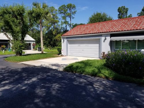 121 Pino Poco, Winter Haven, FL 33884-1659