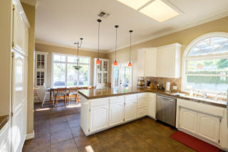 13541 Powder River Ave, Bakersfield, CA 93314-9021