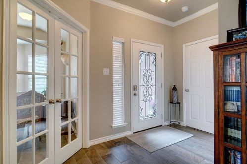 8713 Vista Royale Dr, Fort Worth TX  76108-7946 exterior